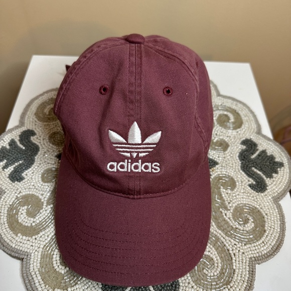 Women’s Maroon adidas hat - Picture 12 of 13